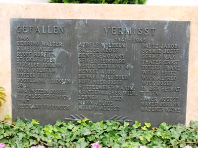 Oorlogsmonument Oberzell #3