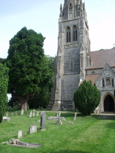 Commonwealth War Graves Holy Innocents Churchyard #1