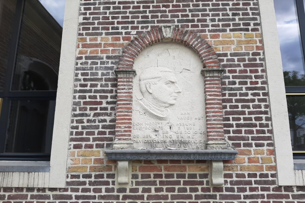 Memorial Dom Modest Van Assche Assebroek #2