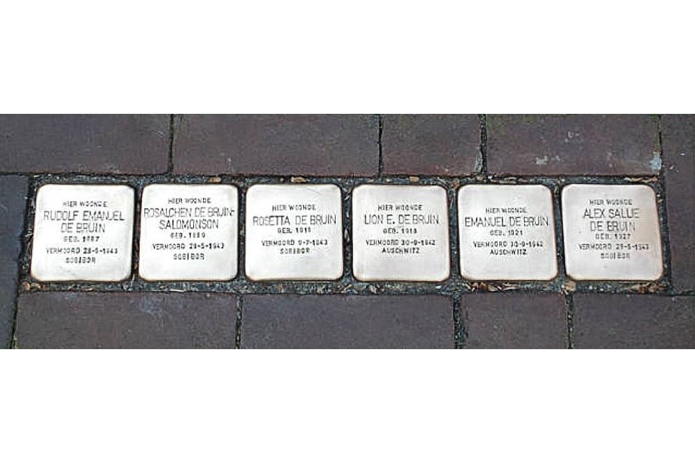 Stolpersteine Voorstraat 8-10