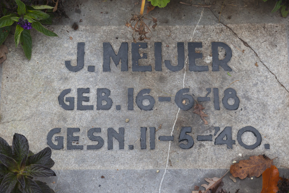 Dutch War Graves General Cemetery Holleweg Amerongen #4