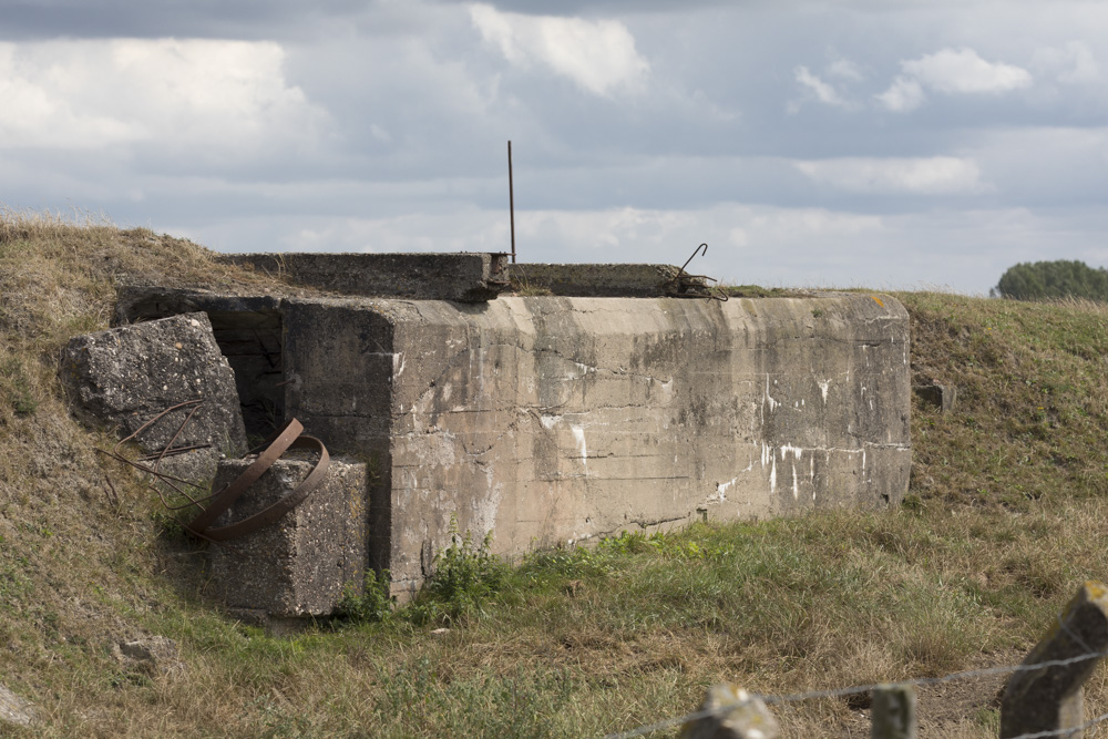 Hollandstellung - Personnel Bunker Type L Nieuwe Hazegrassluis