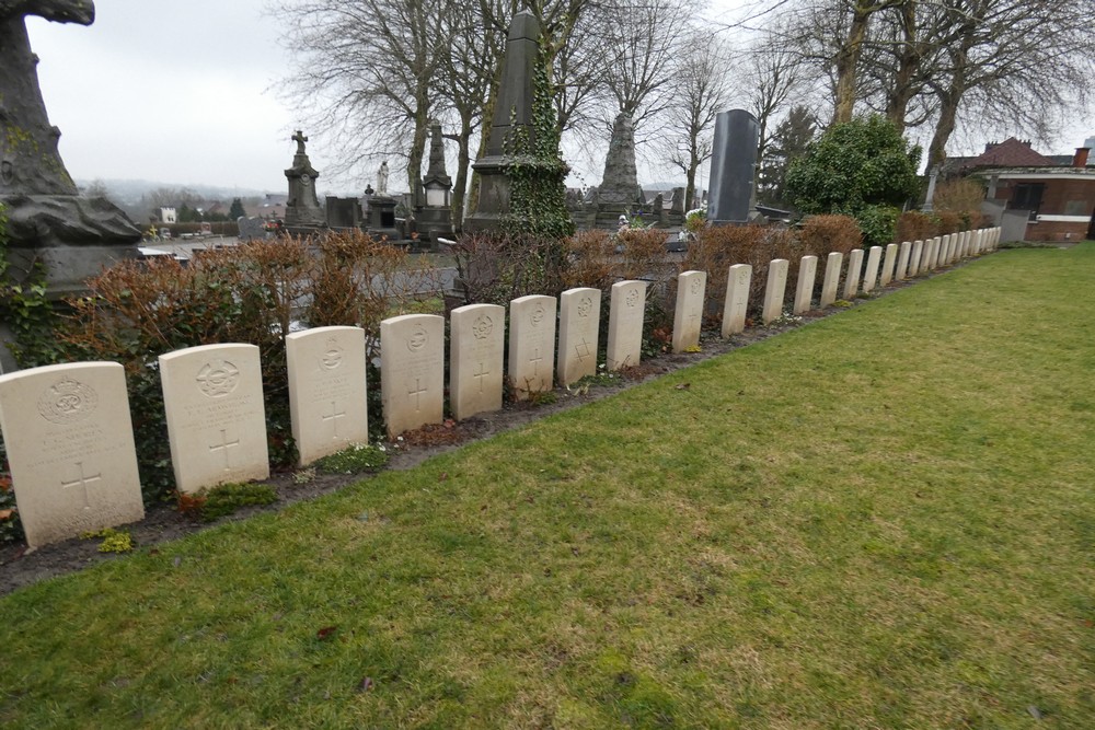 Commonwealth War Graves Charleroi #5