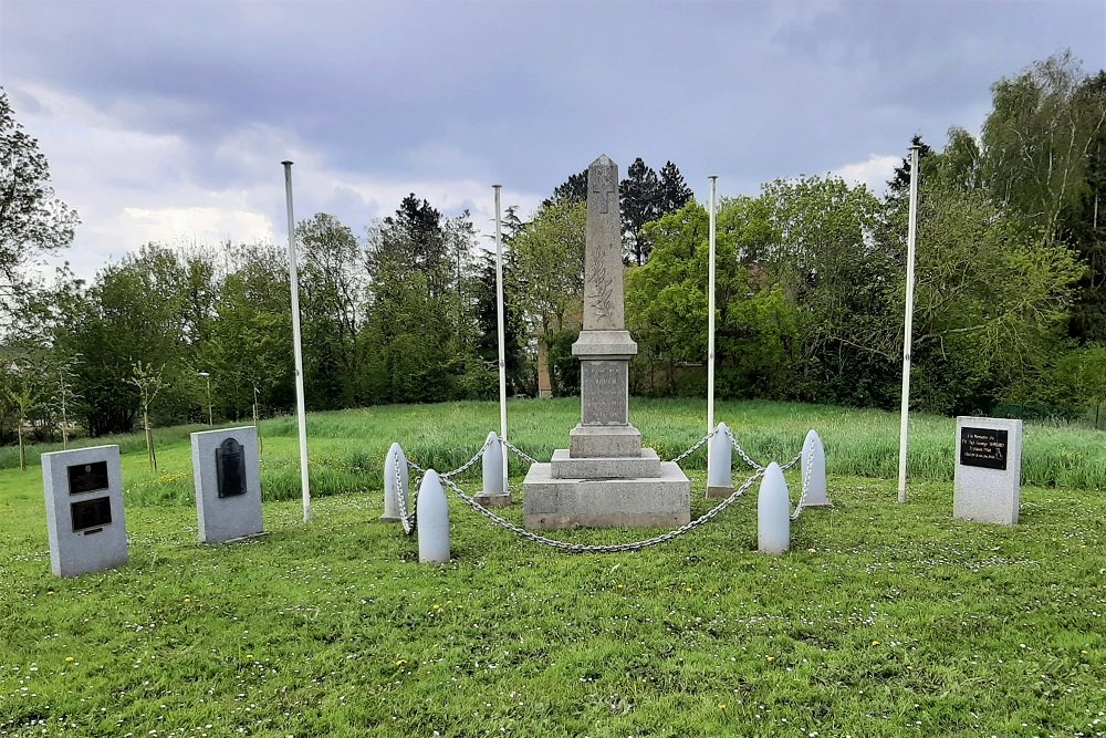 Oorlogsmonument Mouen