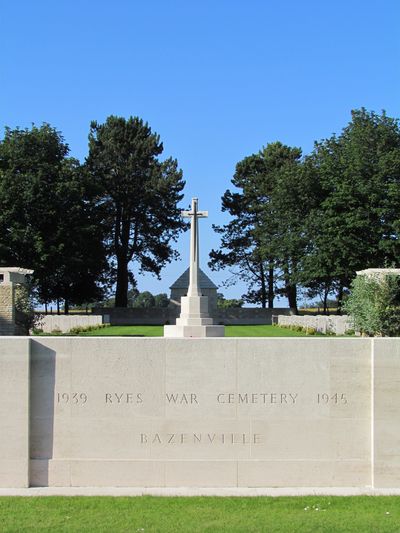 Commonwealth War Cemetery Ryes #2