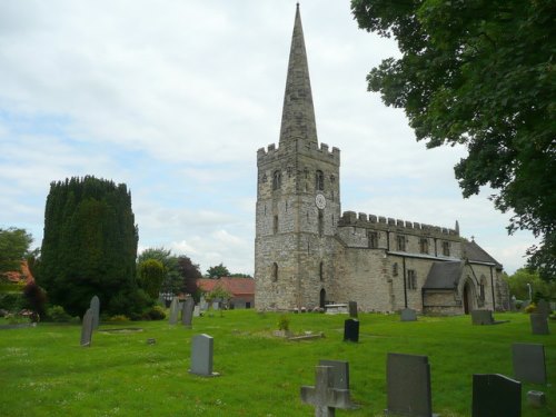 Commonwealth War Graves St. Mary Churchyard