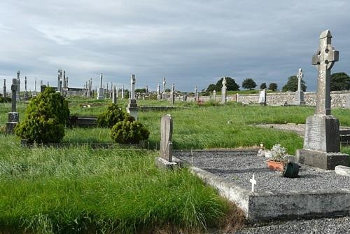 Commonwealth War Grave Cam Cemetery #1