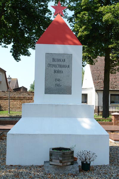 Sovjet Oorlogsbegraafplaats Gräbendorf
