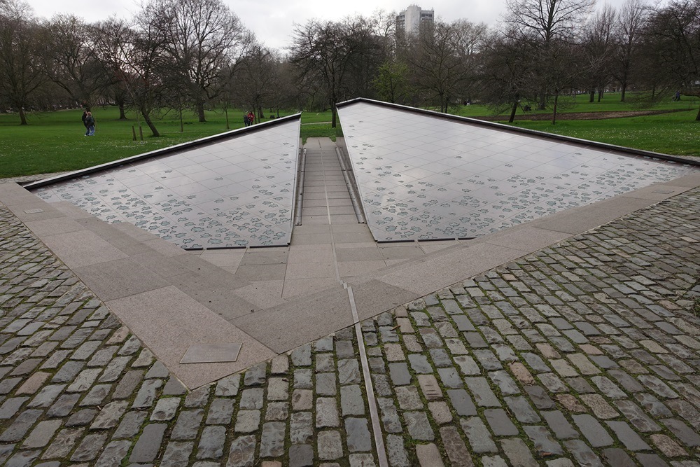 Canadees Oorlogsmonument Londen #2