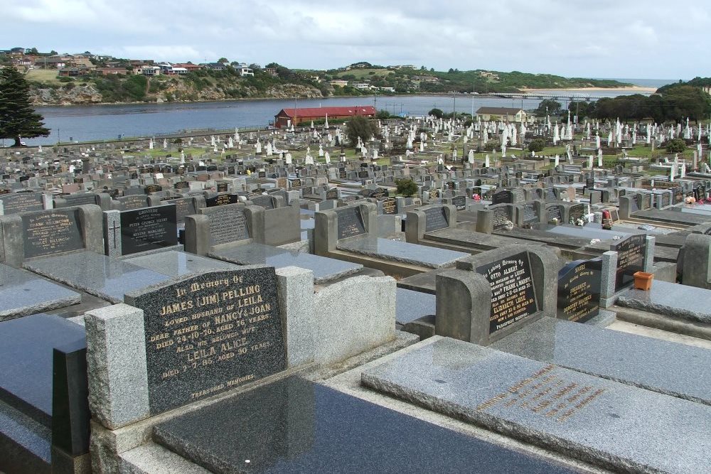 Commonwealth War Graves Warrnambool Public Cemetery