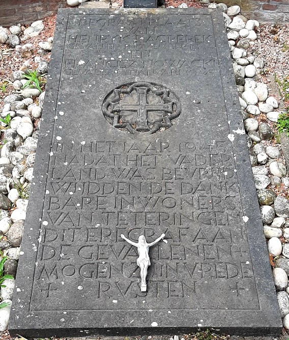 Voormalig Pools Oorlogsgraf Rooms Katholieke Begraafplaats Teteringen #2