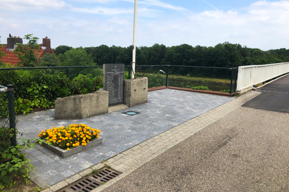 Monument Gesneuvelde Nederlandse Soldaten #3