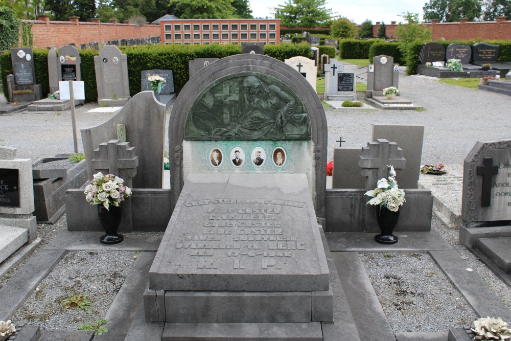 Belgische Oorlogsgraven Berg	 #3