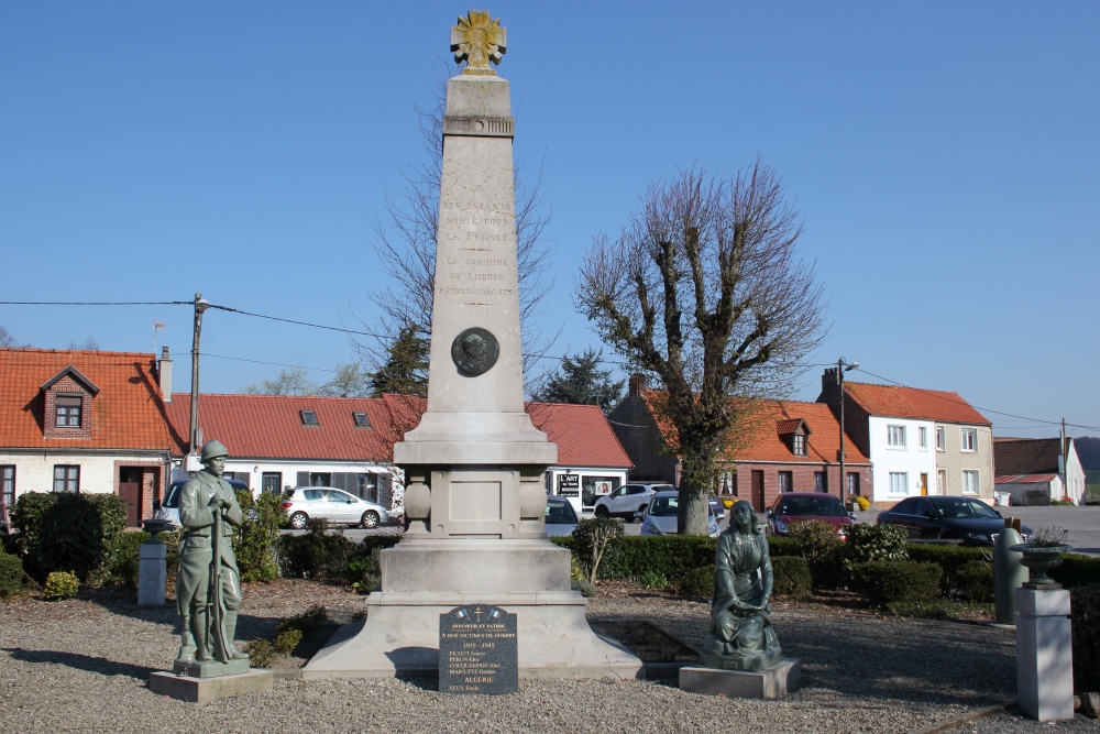 War Memorial Licques #1