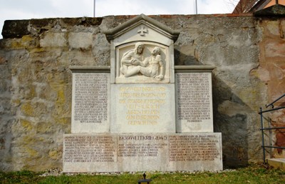 War Memorial Veitsaurach #1