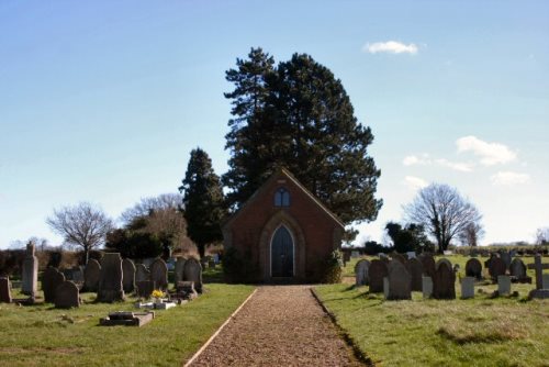 Oorlogsgraven van het Gemenebest East Harling Cemetery #1