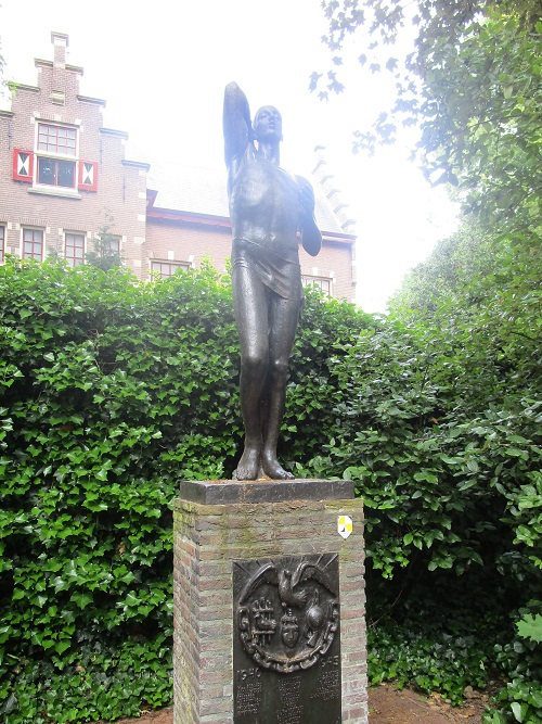 Oorlogsmonument Tiel #2