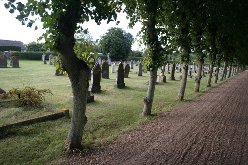 Commonwealth War Graves Lakenheath Cemetery #1