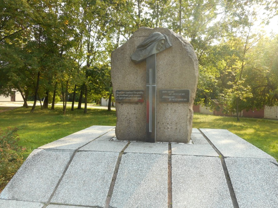 War memorial Karmelava #2
