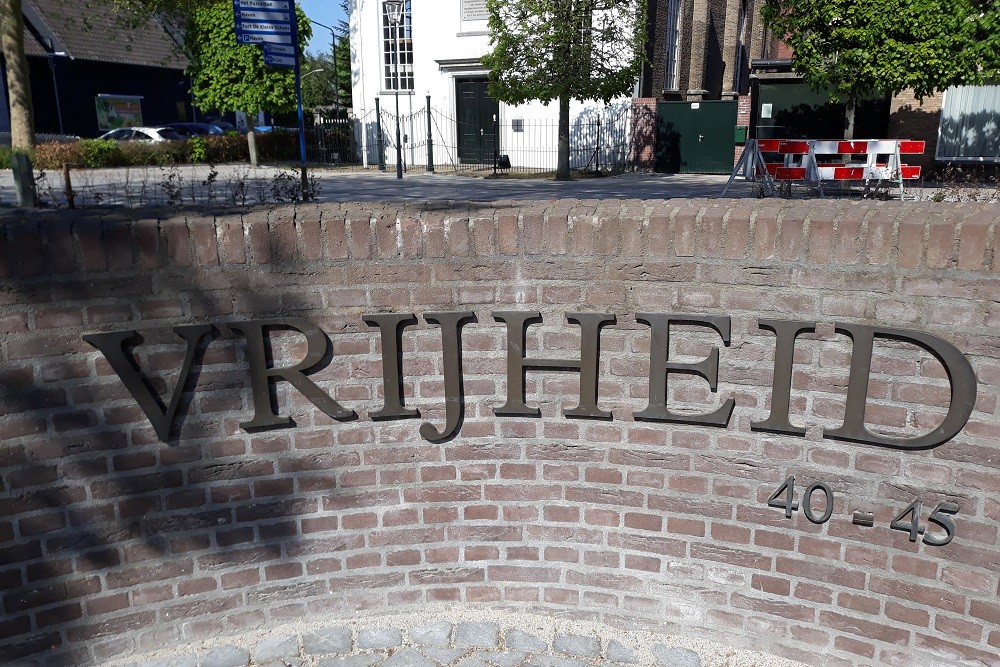 Liberation Memorial Terheijden #1