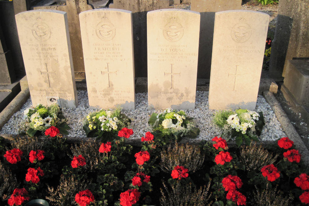 Commonwealth War Graves Old General Cemetery Hoorn