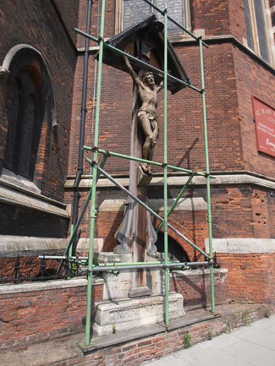 Oorlogsmonument St. Mary Magdalene Church