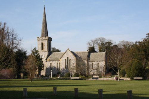 Commonwealth War Grave Stanmer Churchyard #1