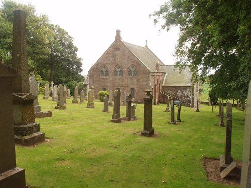 Commonwealth War Grave Carmyllie Parish Churchyard