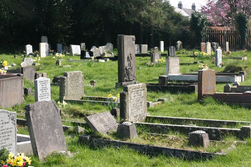 Commonwealth War Graves Christ Church Churchyard