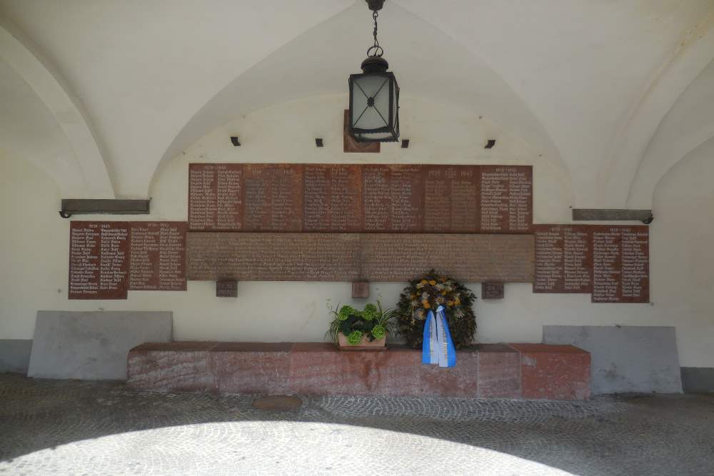 Oorlogsmonument Berchtesgaden #1