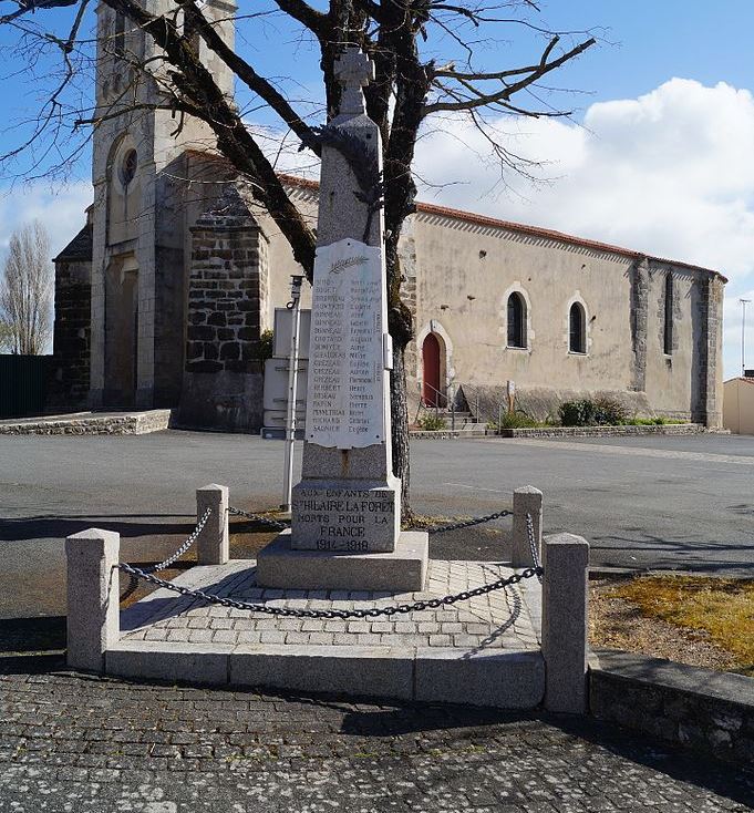 War Memorial Saint-Hilaire-la-Fort #1