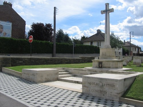 Commonwealth War Cemetery Longueau #1