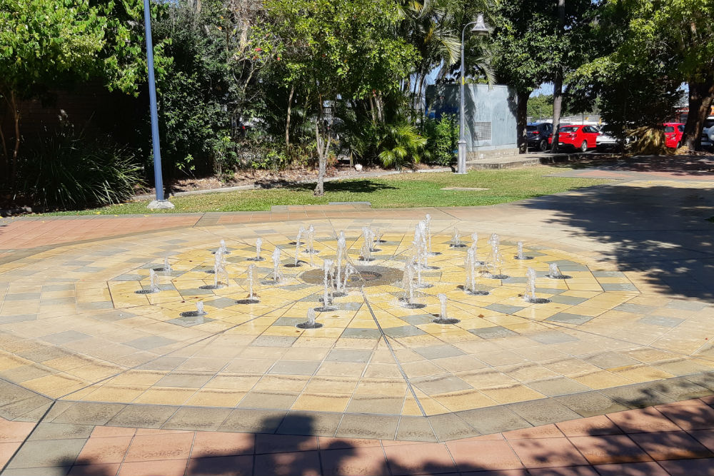 Oorlogsmonument Mareeba #5