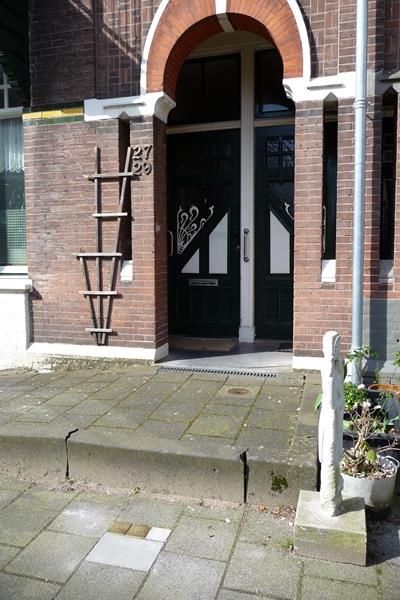 Stumbling Stones C. van Bevenstraat 27 #4