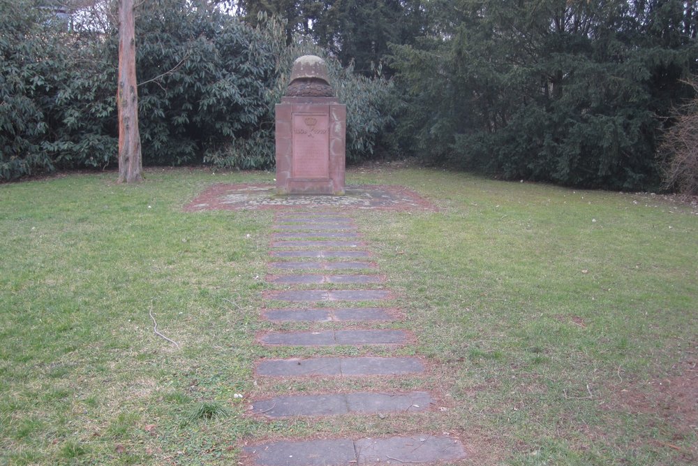 Monument Omgekomen Soldaten Tweede Nassau Infanterie Regiment 88 #1