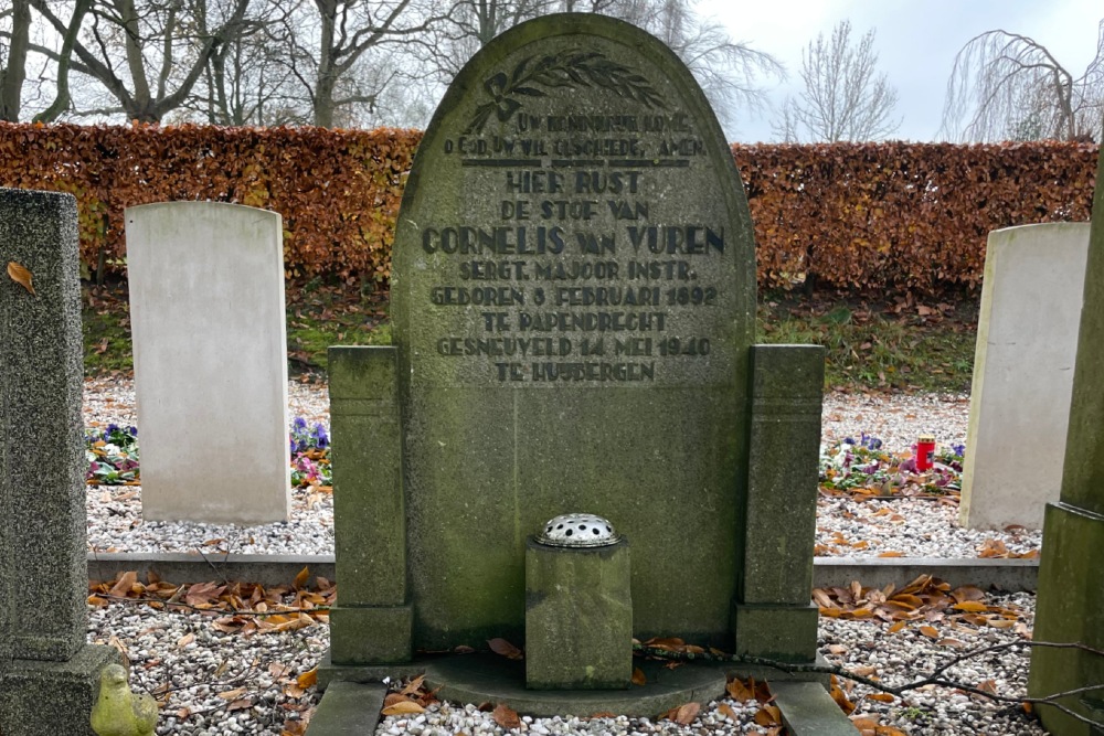 Nederlandse Oorlogsgraven Papendrecht #1