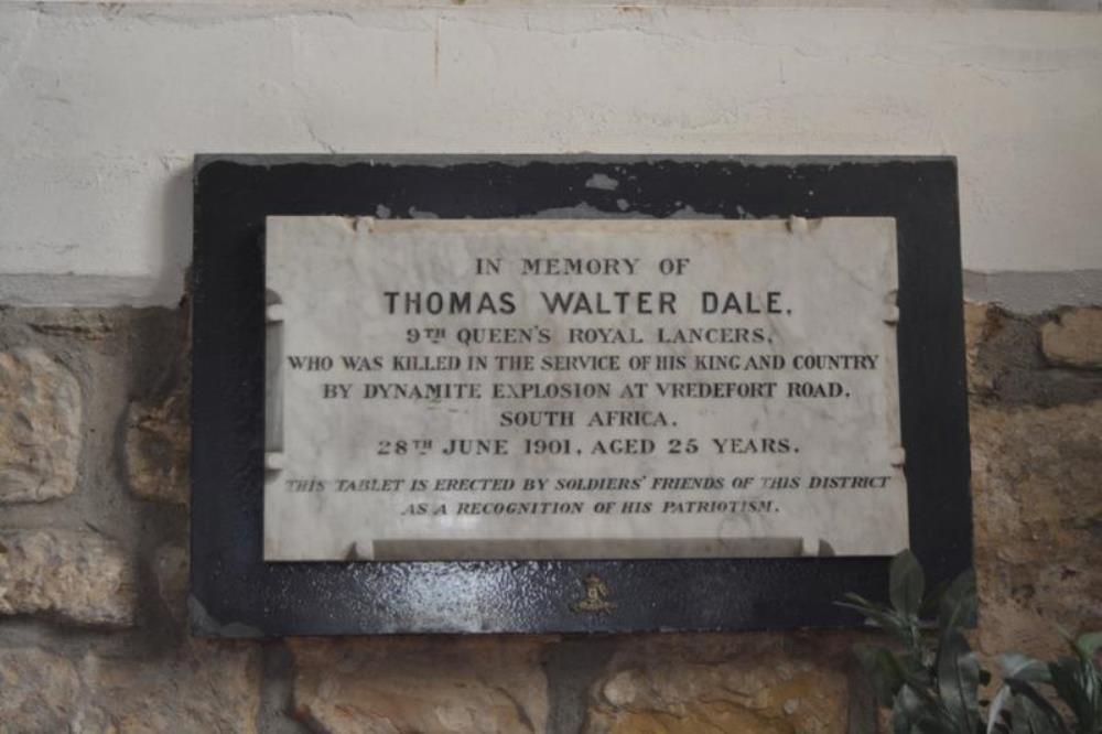 Memorial Thomas Walter Dale
