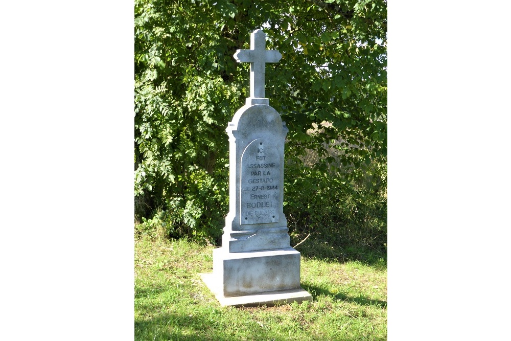 Memorial to Ernest Bodlet #1