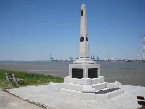 Britisch War Monument Doel