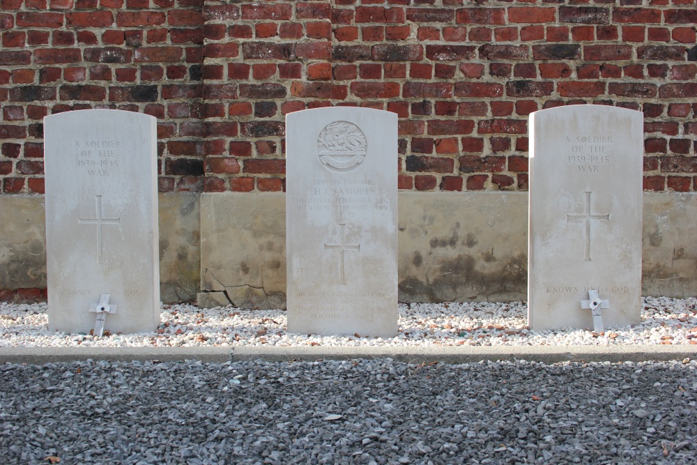 Commonwealth War Graves Overijse (Terlanen) #2