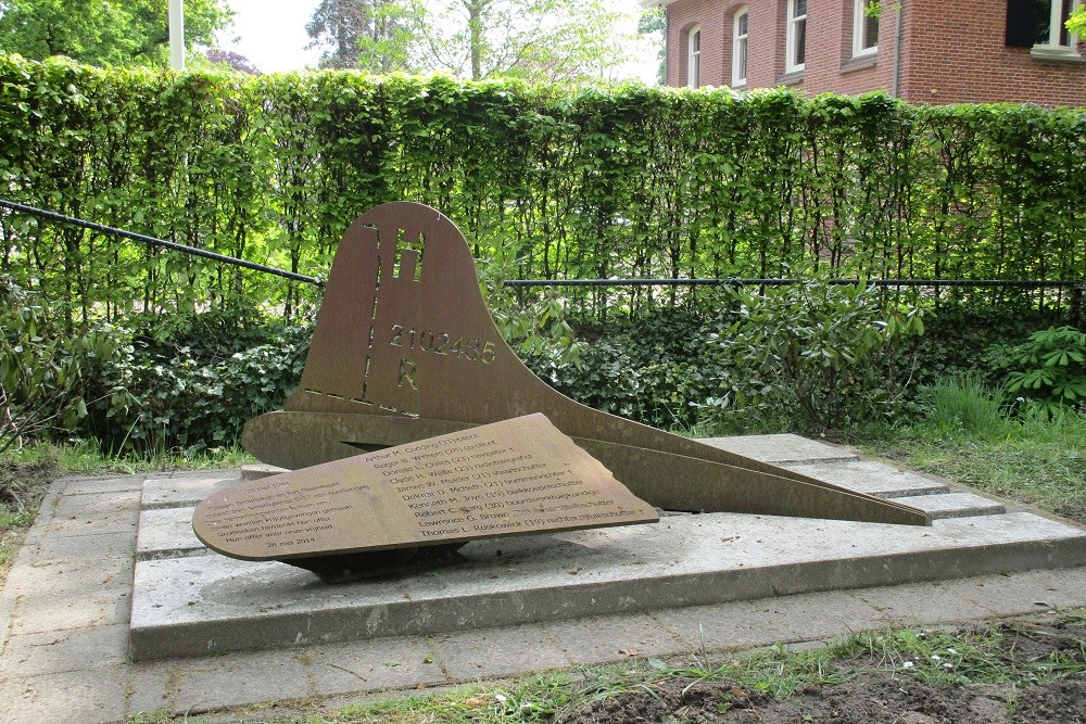 Memorial Crash B-17 Groenekan