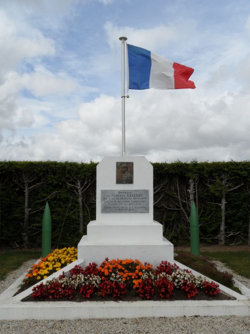 Monument Liberation Fleur #2
