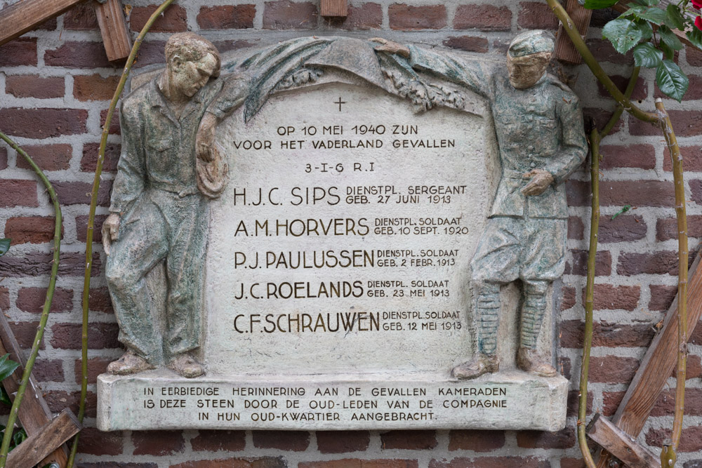 Castle Tongelaar Memorial #1