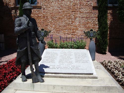 Oorlogsmonument Léguevin #1