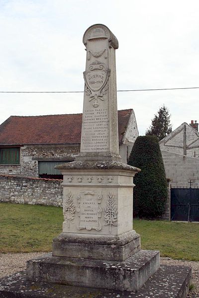 Oorlogsmonument Breuil-Bois-Robert #1