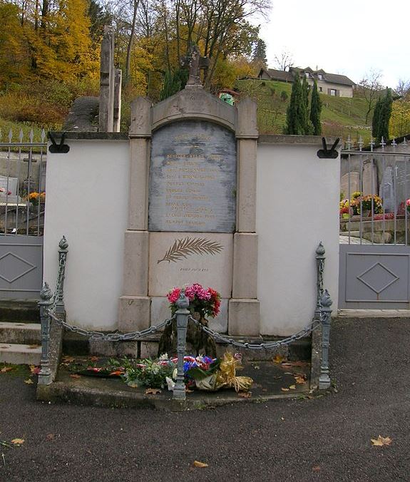 Oorlogsmonument Bresson #1
