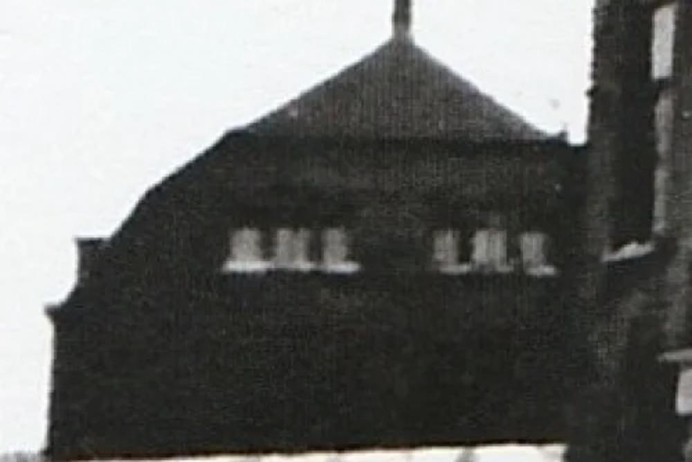 Beneden-Leeuwen Commemorates: Dijk 374 - the Thijs van Lent home