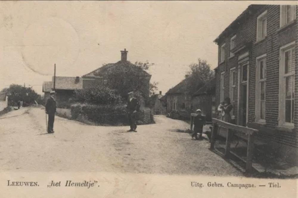 Beneden-Leeuwen Commemorates: Dijk 371 - the Jan van Heertum home