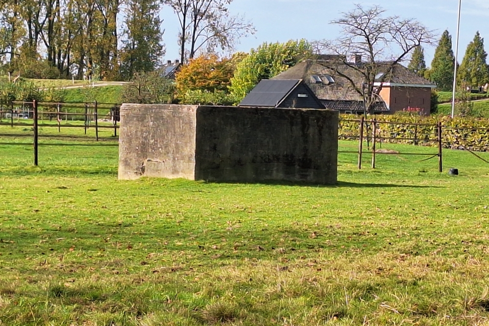 Kolff-Casemate 1 Boveneindsestraat 20 #4