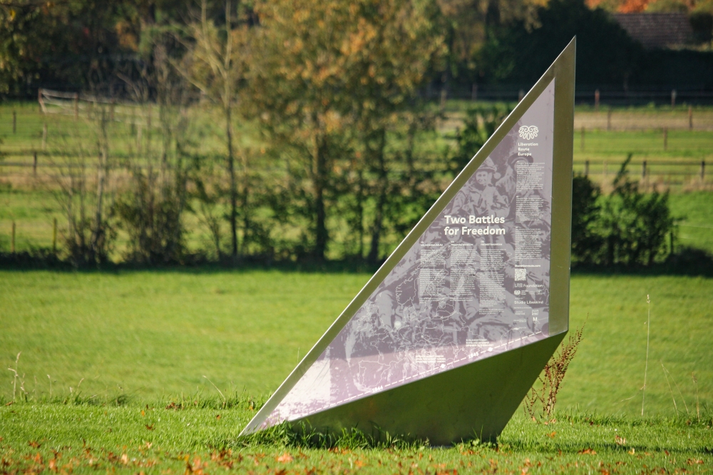 Vector of Memory: Freedom Museum #1